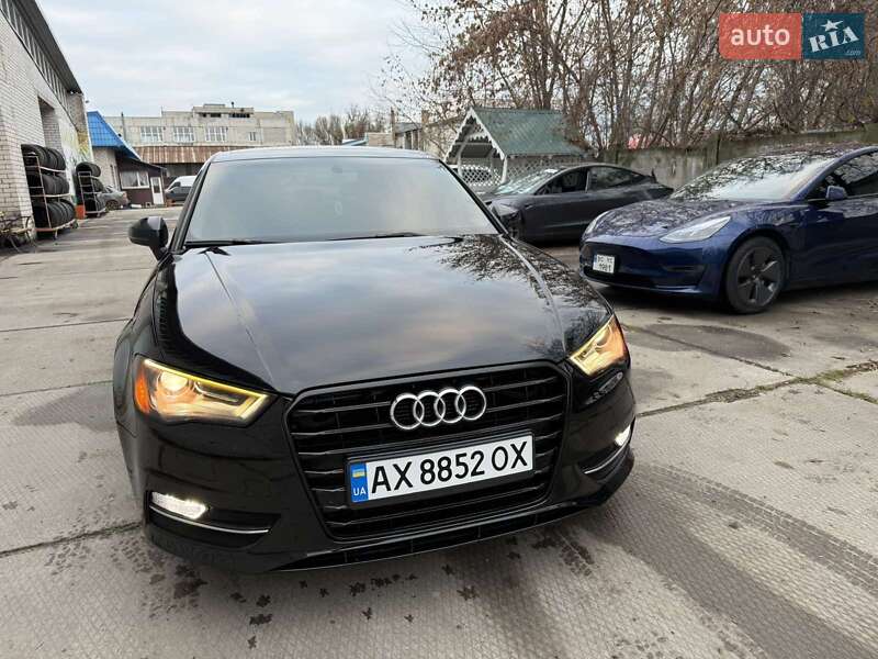 Седан Audi A3 2016 в Харкові