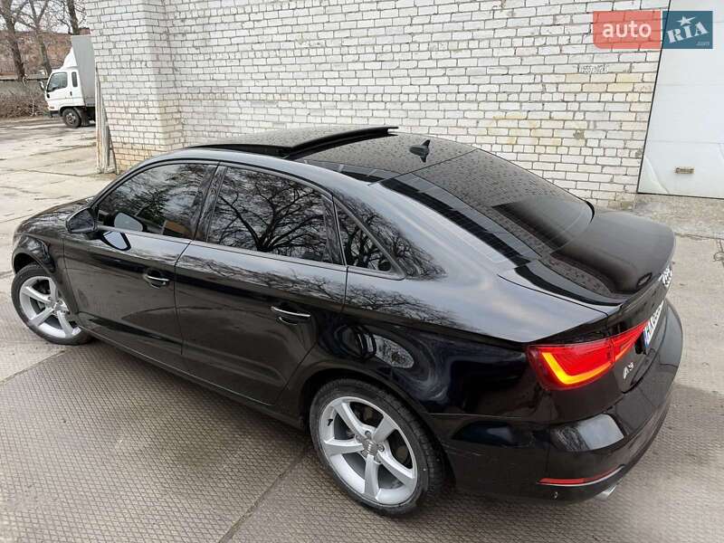 Седан Audi A3 2016 в Харкові