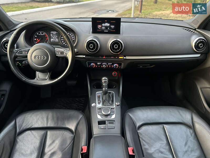 Седан Audi A3 2016 в Києві