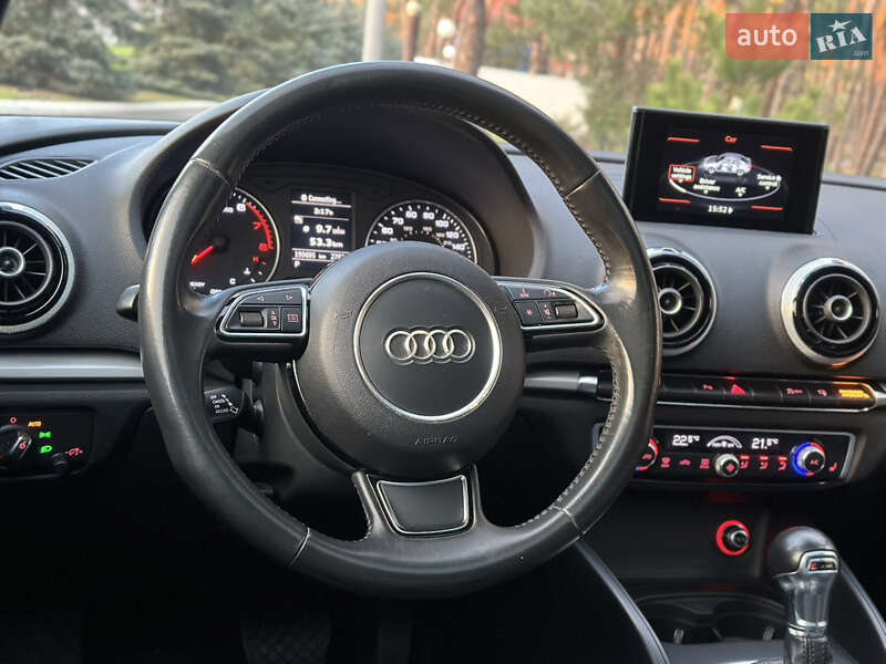 Седан Audi A3 2016 в Києві