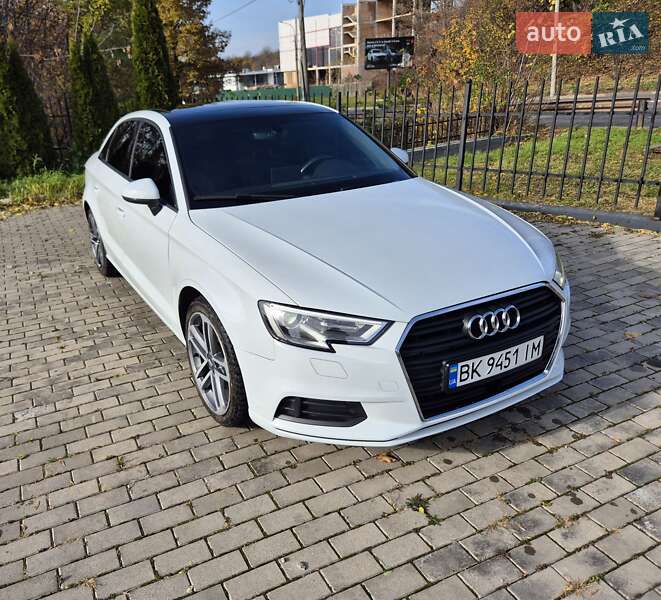 Седан Audi A3 2017 в Рівному фото 28 Седан Audi A3 2017 в Рівному