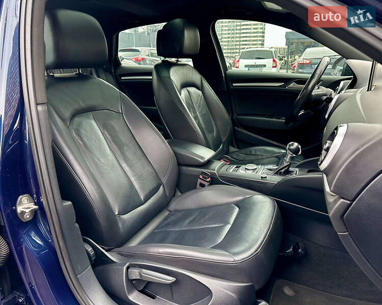 Седан Audi A3 2017 в Киеве фото 38 Седан Audi A3 2017 в Киеве