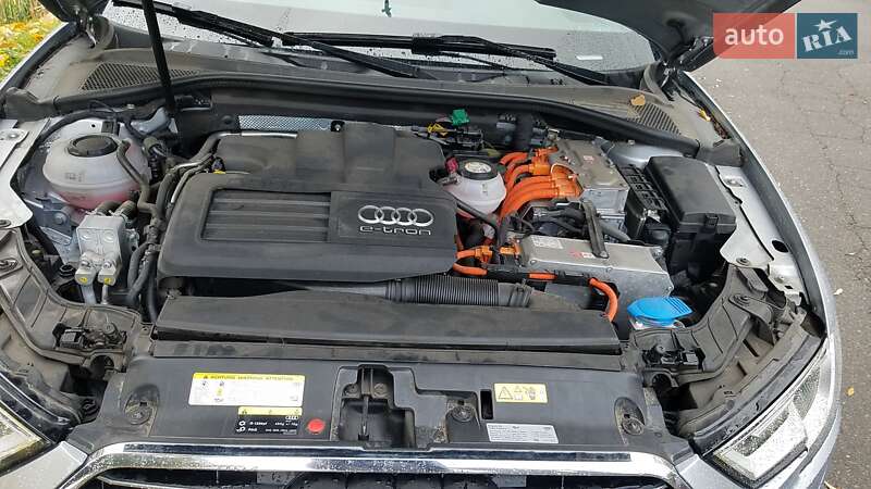 Хэтчбек Audi A3 2017 в Киеве фото 21 Хэтчбек Audi A3 2017 в Киеве