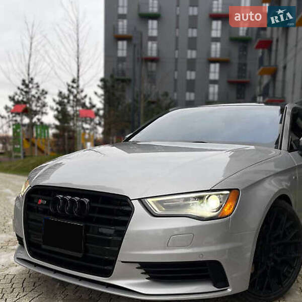 Седан Audi A3 2015 в Киеве
