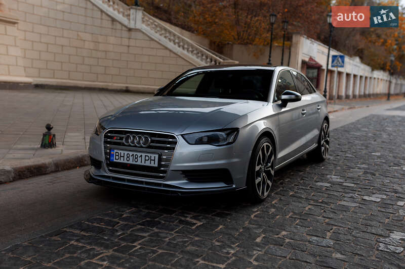 Седан Audi A3 2015 в Одессе