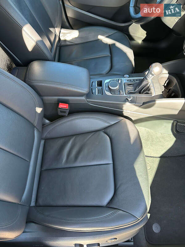 Седан Audi A3 2016 в Виннице