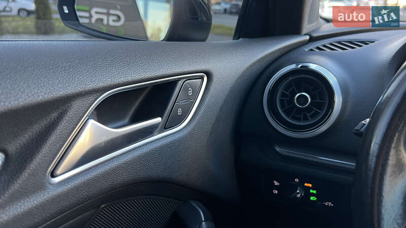 Хэтчбек Audi A3 2017 в Львове