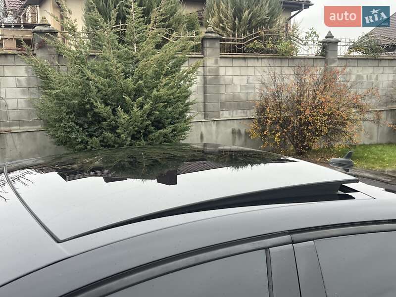 Седан Audi A3 2015 в Рівному