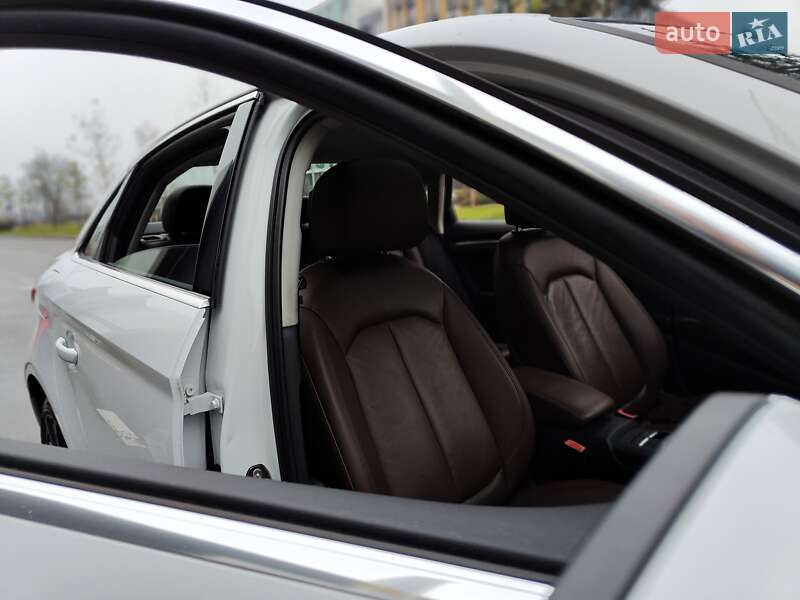 Седан Audi A3 2015 в Києві