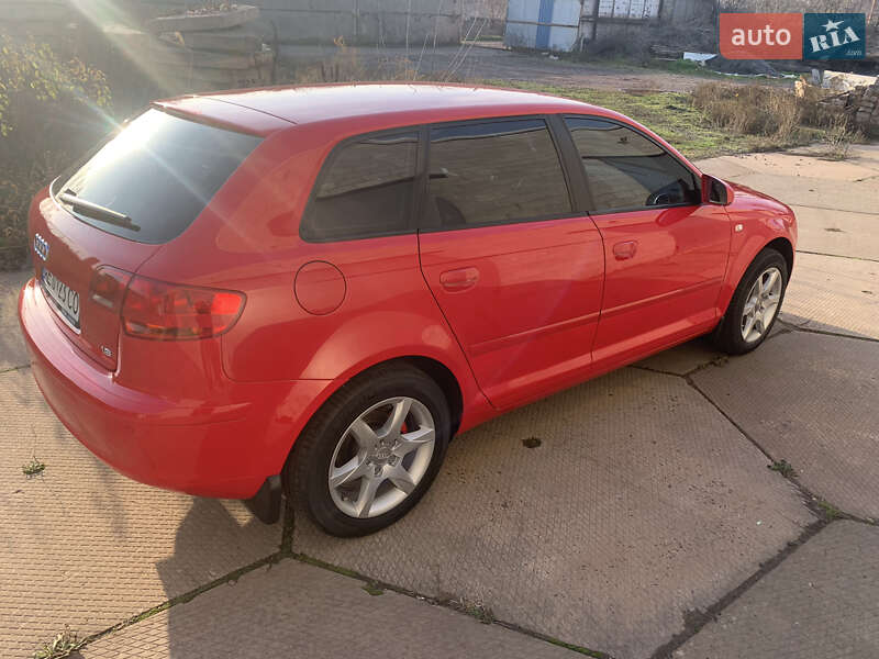 Хэтчбек Audi A3 2006 в Кривом Роге фото 8 Хэтчбек Audi A3 2006 в Кривом Роге