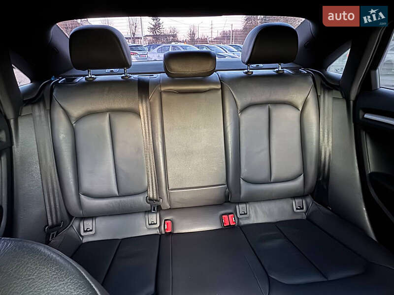 Седан Audi A3 2016 в Дрогобичі