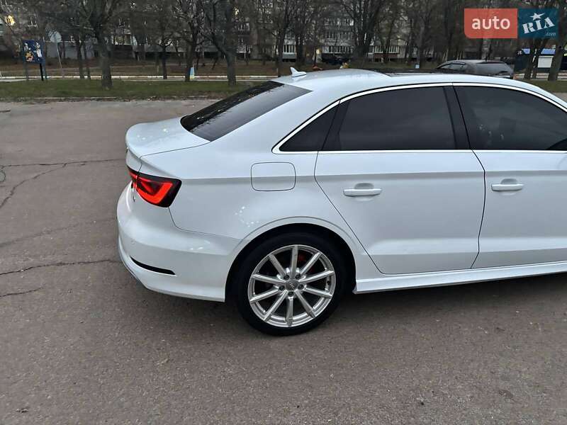 Седан Audi A3 2014 в Києві