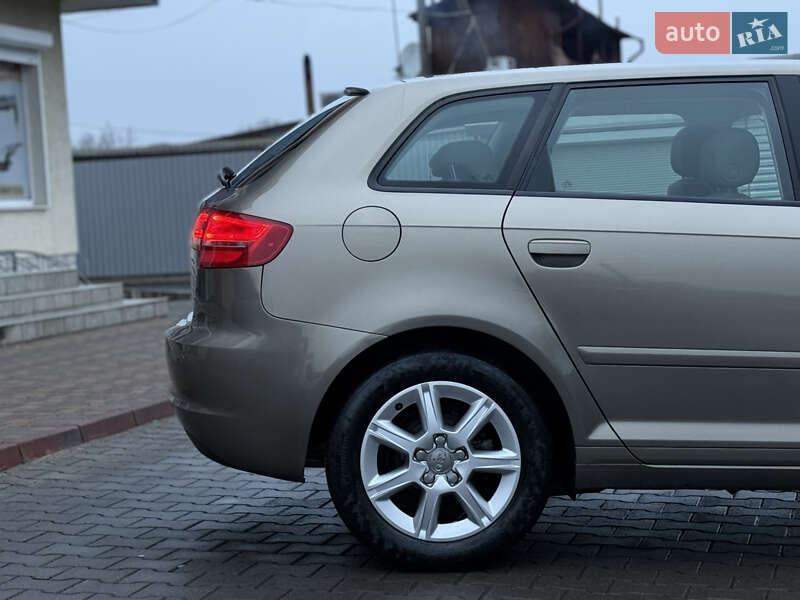 Хетчбек Audi A3 2009 в Старокостянтинові