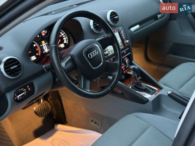 Хетчбек Audi A3 2009 в Старокостянтинові