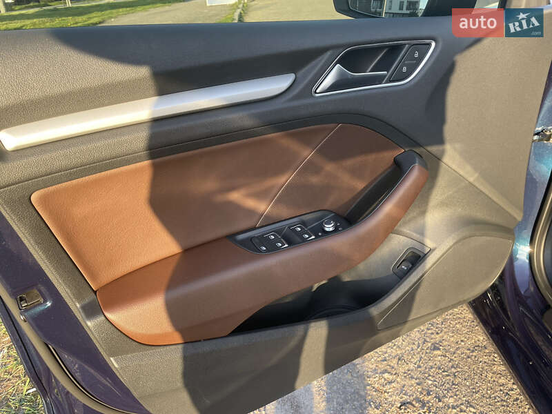 Седан Audi A3 2016 в Львові