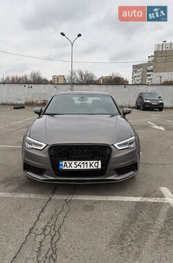 Седан Audi A3 2014 в Києві
