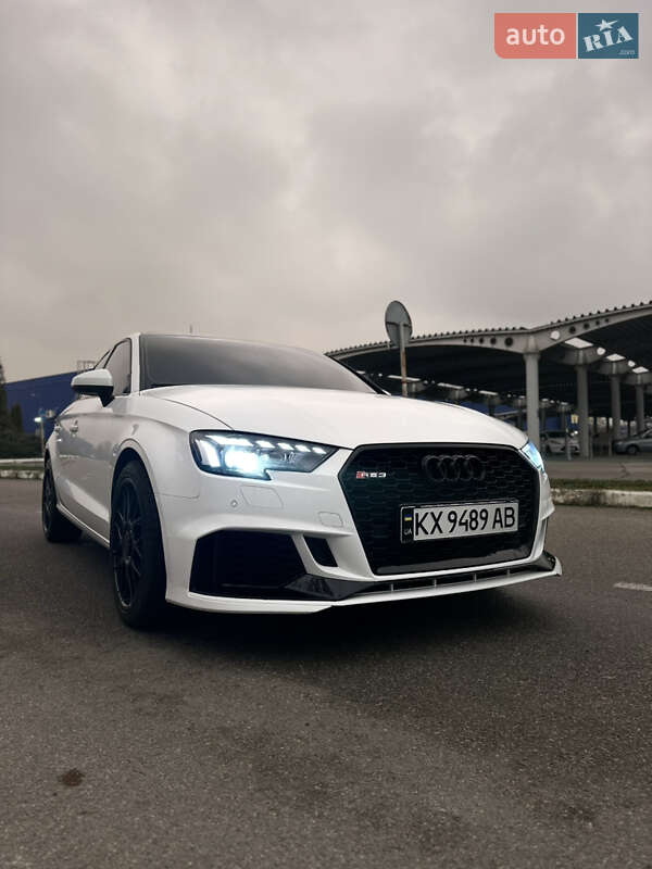 Седан Audi A3 2015 в Запорожье