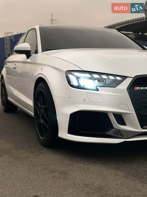 Седан Audi A3 2015 в Запорожье