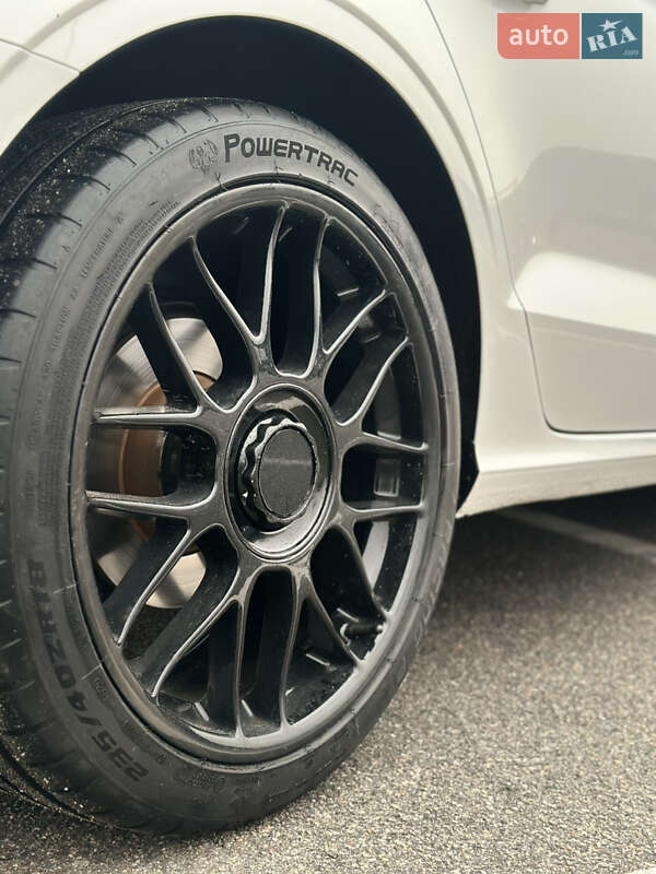 Седан Audi A3 2015 в Запорожье