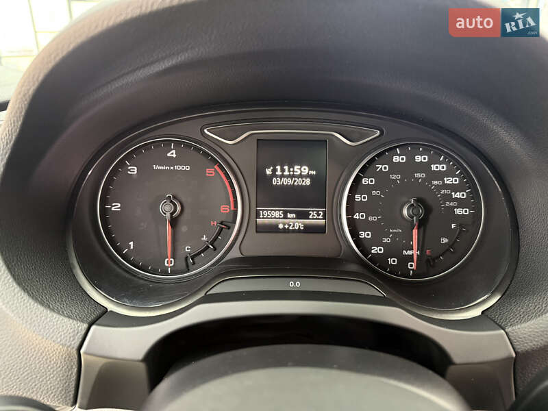 Седан Audi A3 2014 в Рівному