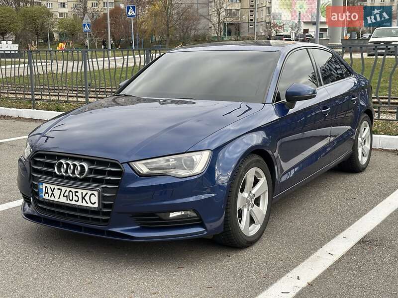 Седан Audi A3 2014 в Харкові