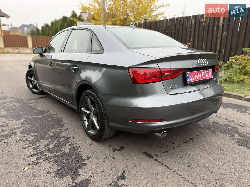 Седан Audi A3 2015 в Киеве