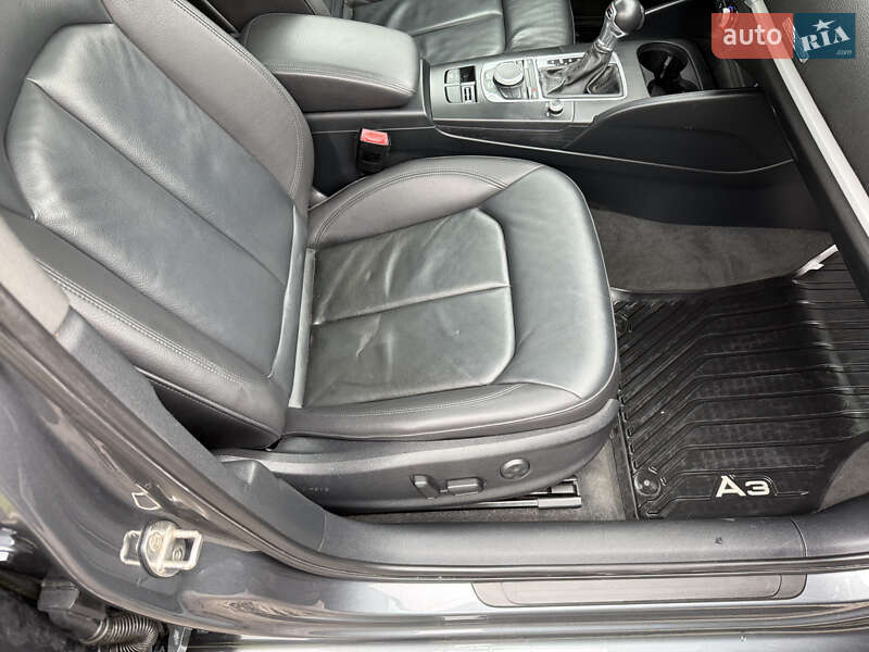 Седан Audi A3 2015 в Киеве