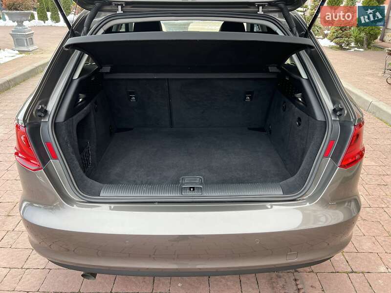 Хэтчбек Audi A3 2013 в Стрые