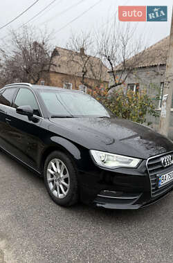 Хэтчбек Audi A3 2014 в Кривом Роге