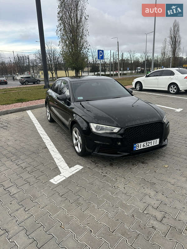 Седан Audi A3 2015 в Кременчуці