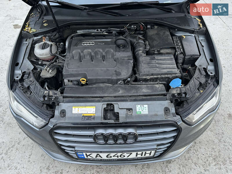 Седан Audi A3 2016 в Киеве