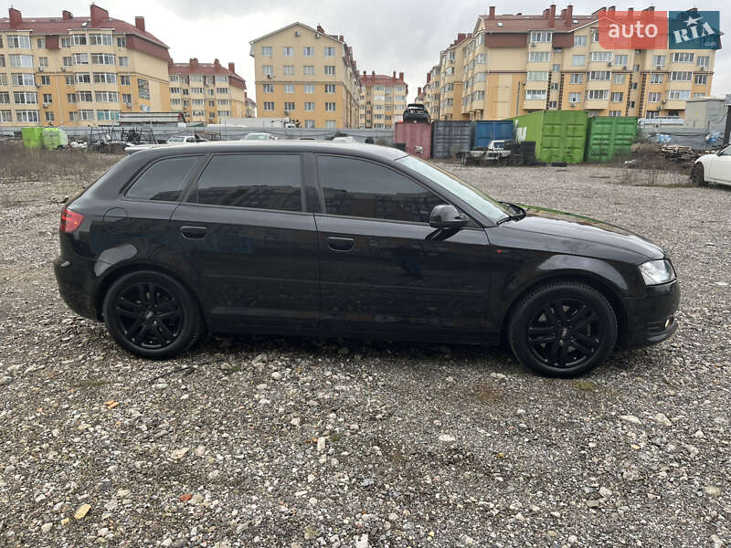 Хэтчбек Audi A3 2011 в Киеве