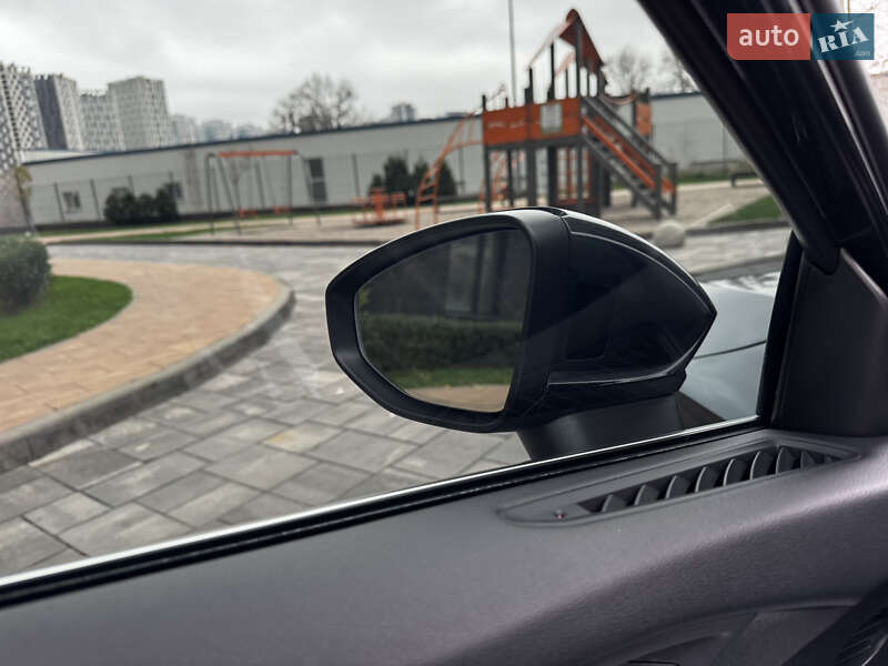 Седан Audi A3 2023 в Киеве