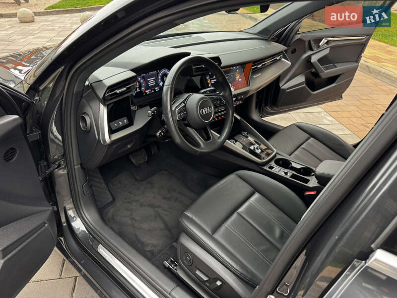 Седан Audi A3 2023 в Киеве