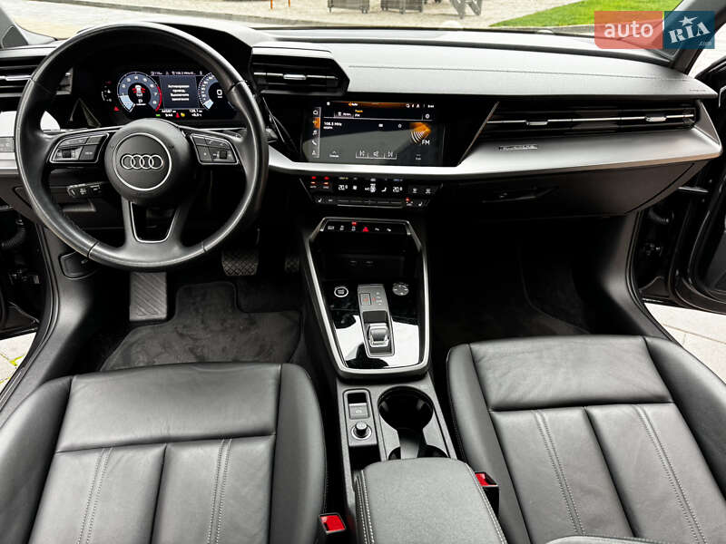 Седан Audi A3 2023 в Киеве