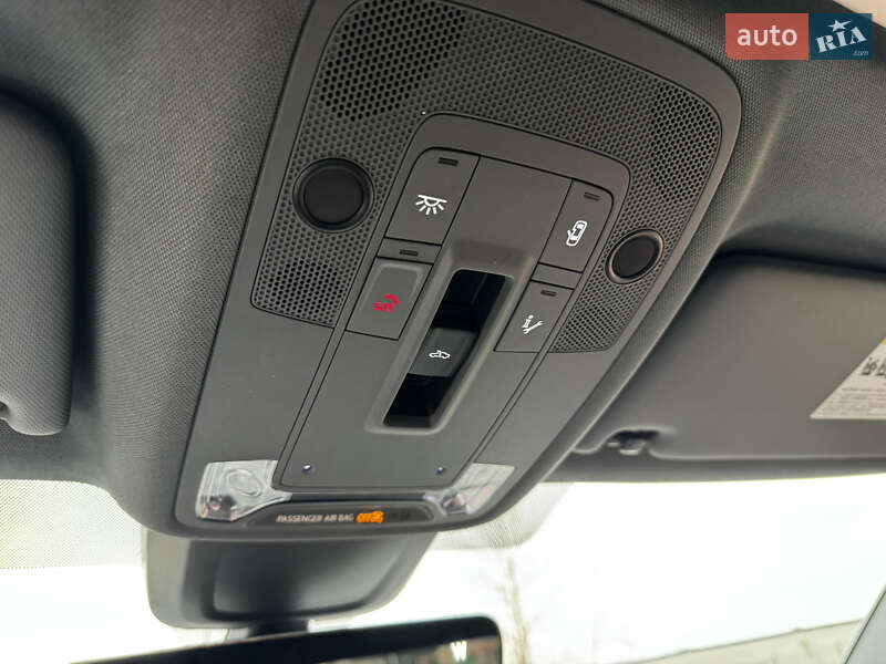 Седан Audi A3 2023 в Киеве