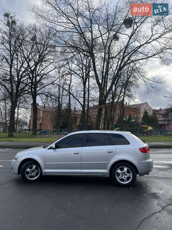 Хетчбек Audi A3 2004 в Вінниці