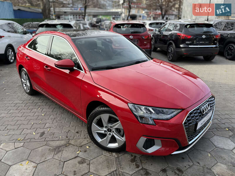 Седан Audi A3 2022 в Одессе