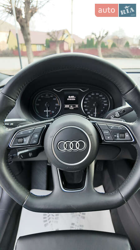 Хэтчбек Audi A3 2018 в Черновцах