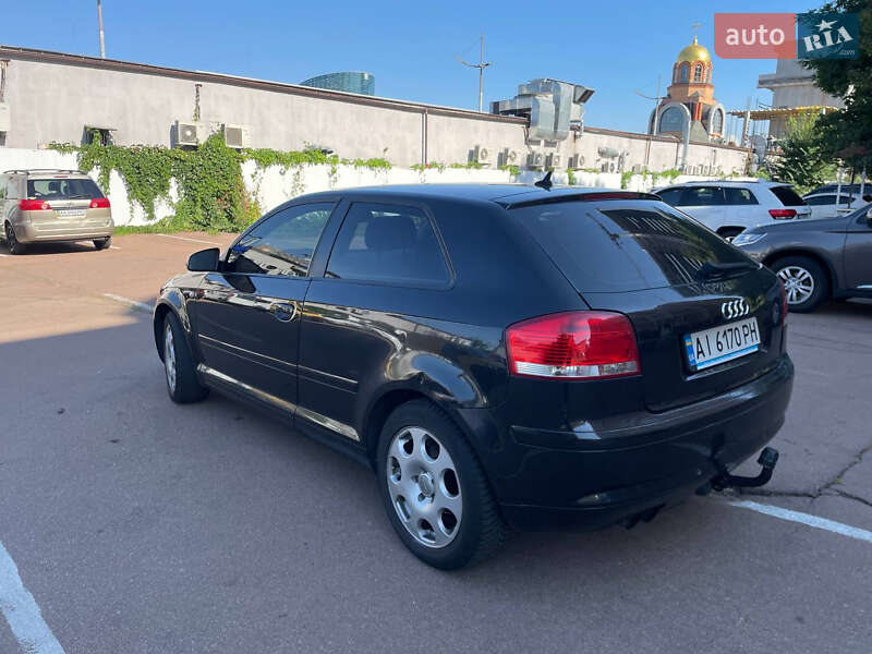 Хэтчбек Audi A3 2003 в Нетешине