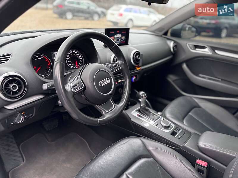 Седан Audi A3 2015 в Коломые