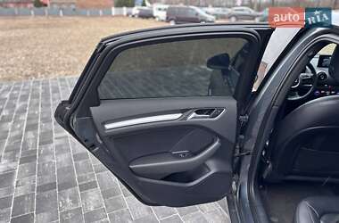 Седан Audi A3 2015 в Коломиї