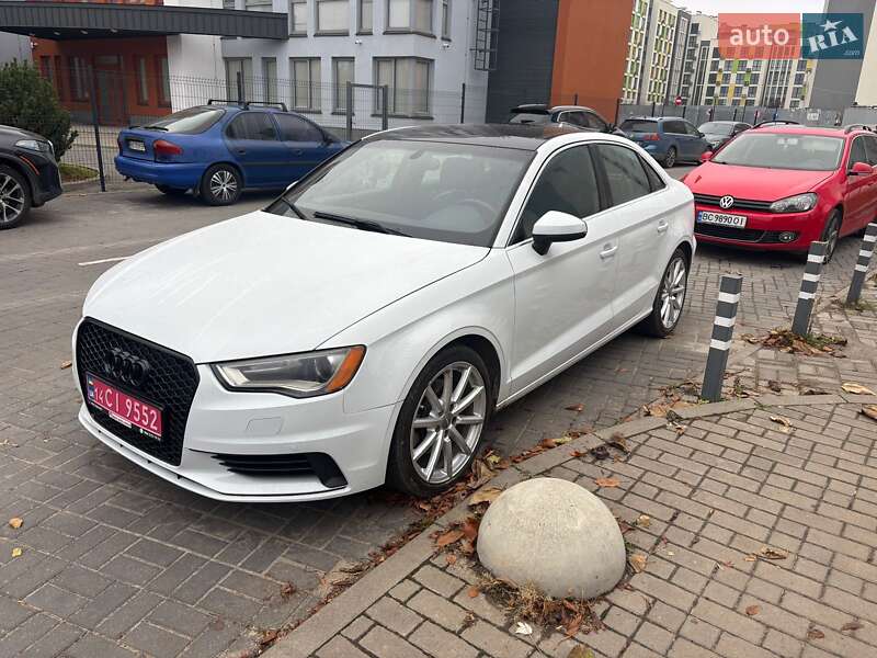 Седан Audi A3 2014 в Львові