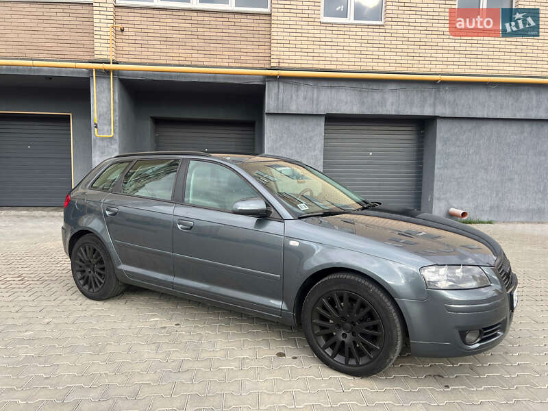 Хэтчбек Audi A3 2004 в Виннице