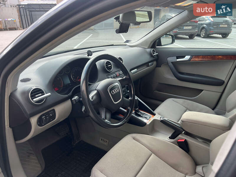 Хэтчбек Audi A3 2004 в Виннице
