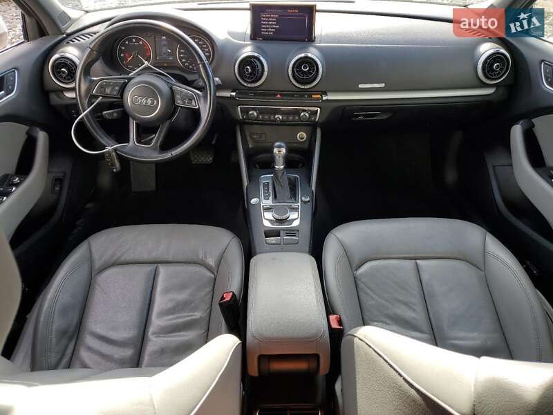 Седан Audi A3 2017 в Черкассах