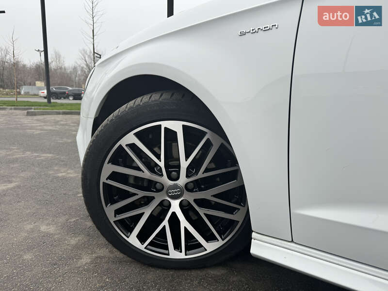 Хэтчбек Audi A3 2017 в Днепре фото 7 Хэтчбек Audi A3 2017 в Днепре