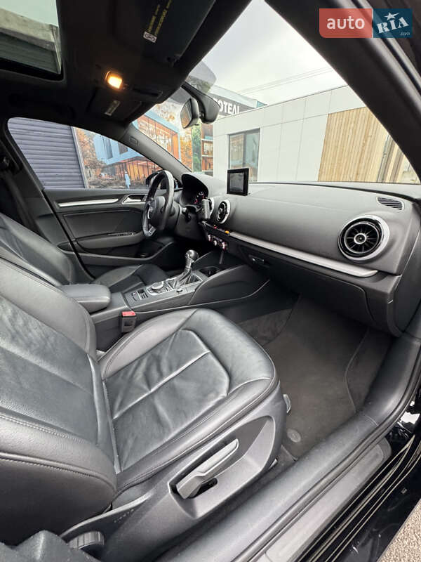 Седан Audi A3 2015 в Києві