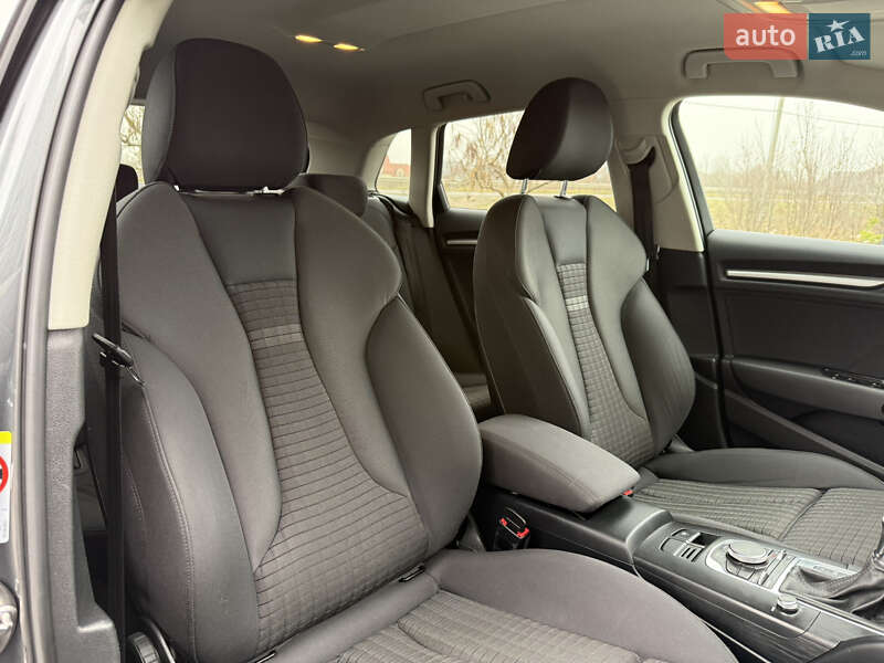 Хетчбек Audi A3 2013 в Стрию