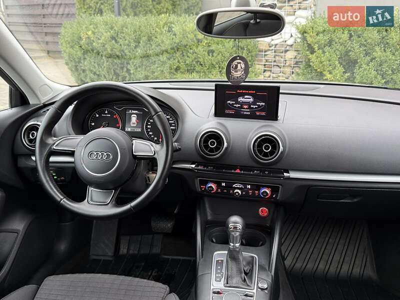 Хетчбек Audi A3 2013 в Стрию